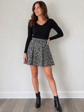 Banana Republic Factory Black White Animal Print A-Line Mini Skirt Women’s 6